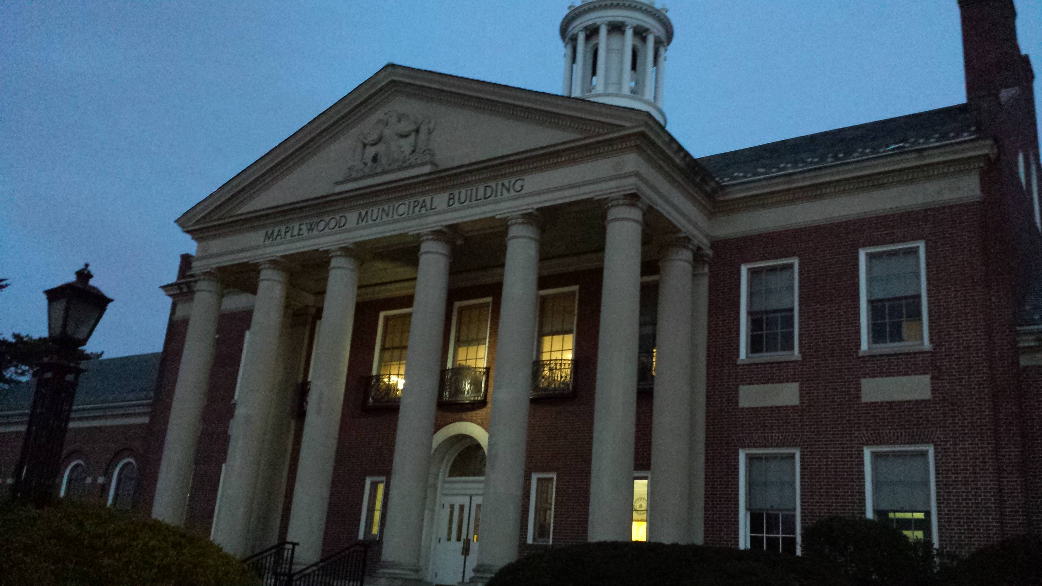 8da55d88543b813a8222_maplewood_municipl_bldg.jpg