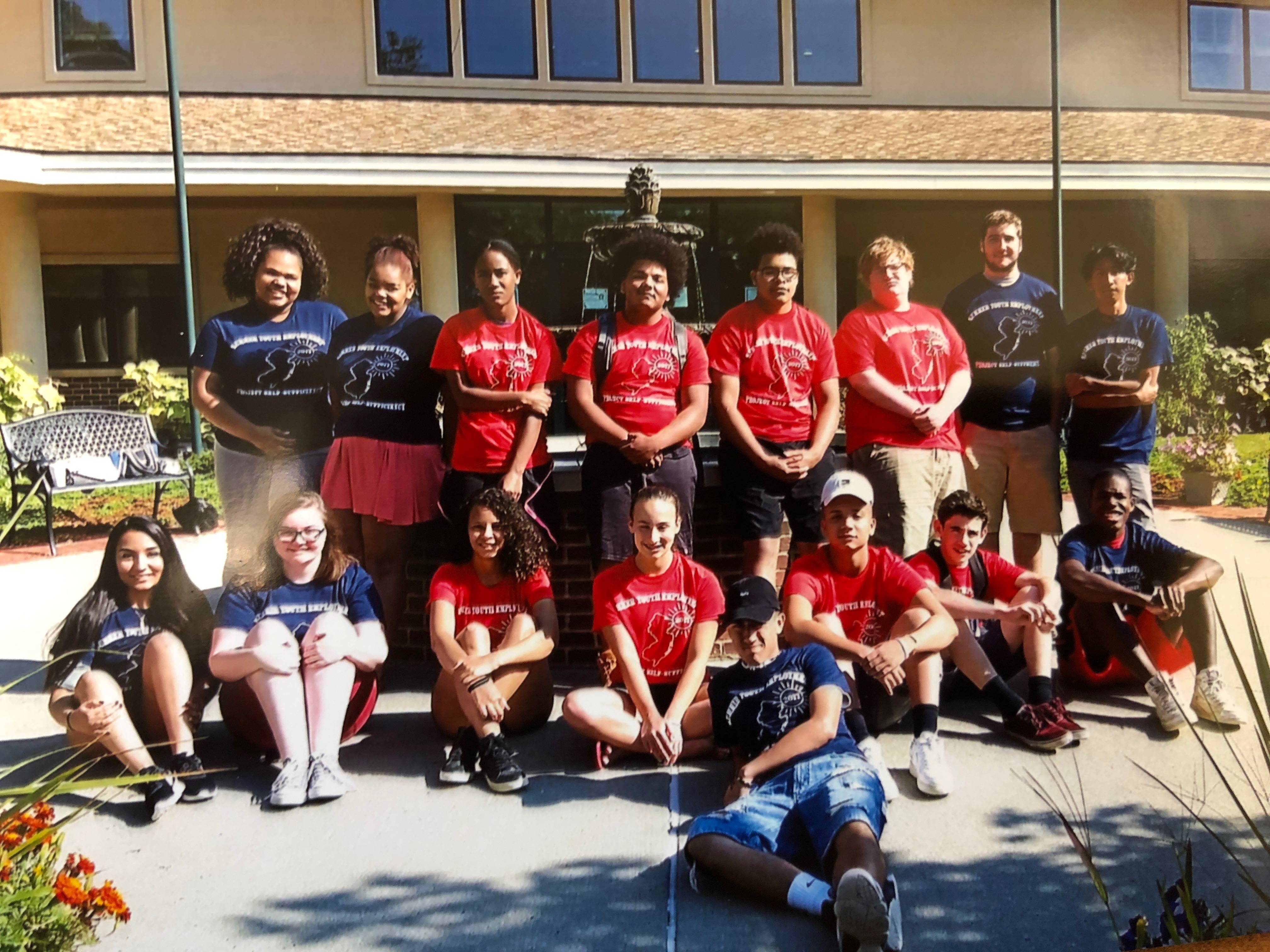 8ee1d61f32d7554e130c_Summer_Youth_Employment_Program__2017.jpeg