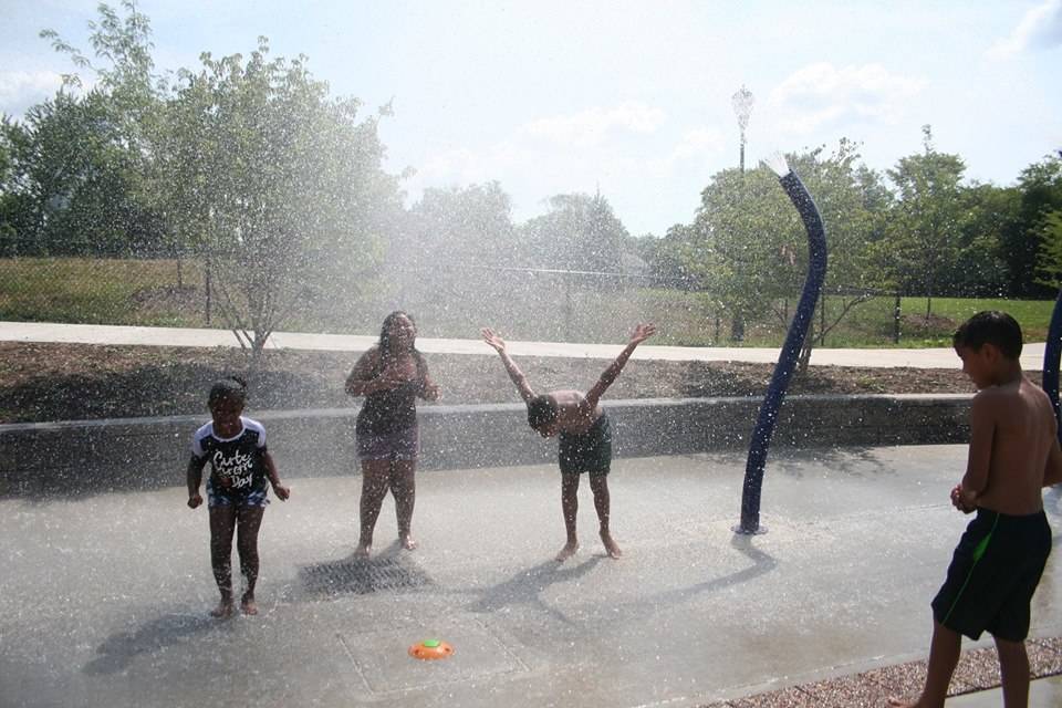 8fd7562ebdb05e0c4fde_recreation_park_water_spray.jpg