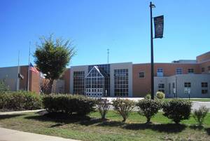 910cc524b9aef2fb6e04_carousel_image_986ff13e4fd67b8ecca0_best_36b98eab9e9f66d36558_new_brunswick_high_school.jpg