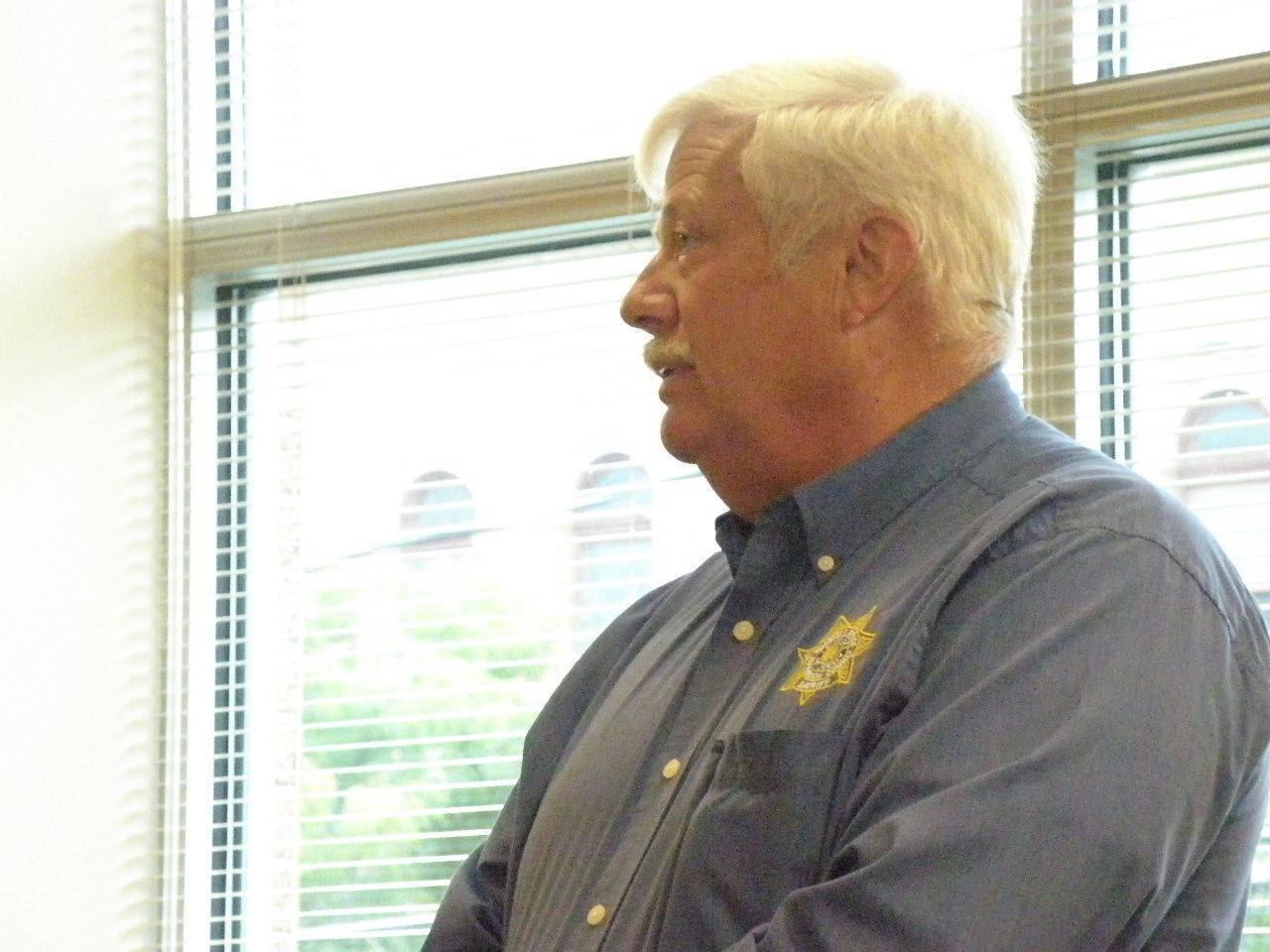 91309bfdea6588a80b84_1d14f2752f6463a32183_fred_brown.jpg