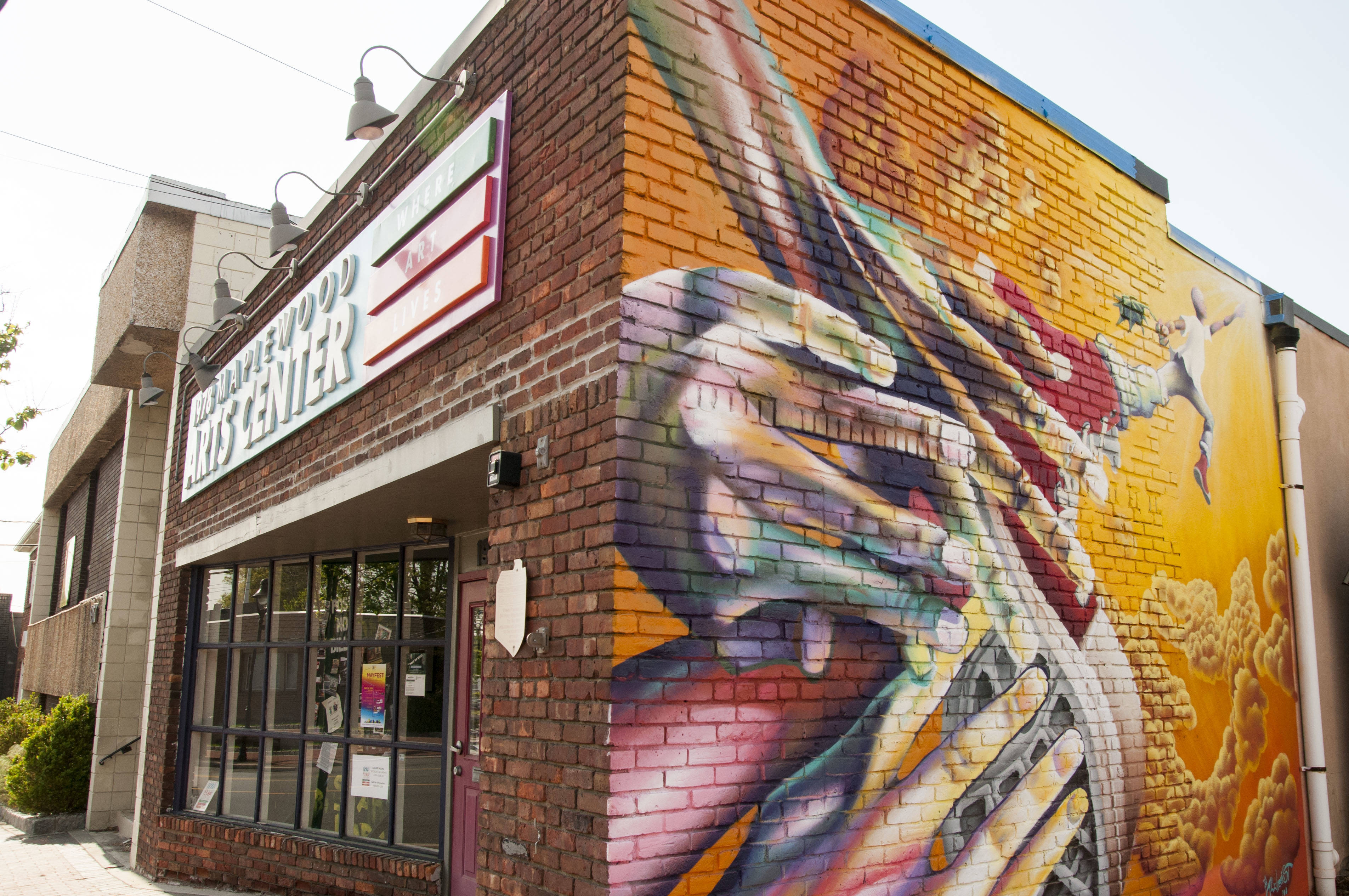 91bde76773c32f242cd9_Mayfest_1978_SAM_Final_Mural_-_photo_by_Samantha_Storch.jpg