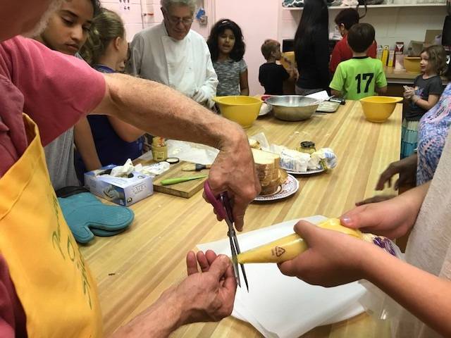 929b47688eaeccddd247_MayFrenchCookingClass.jpg