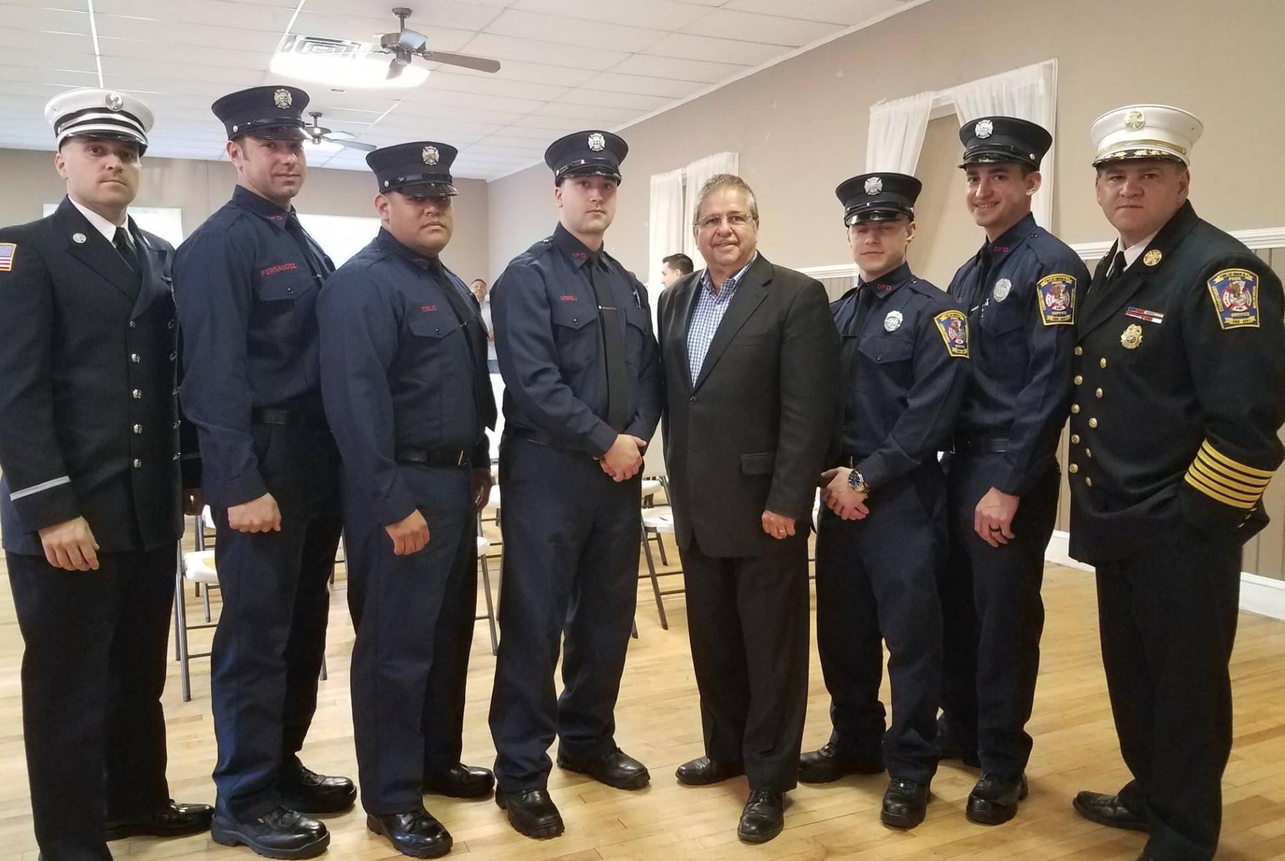 94988b7be4e660321f4c_6de14b7a7aac6818eee2_new_firefighters.jpg