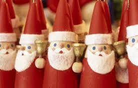 951410c6ef8d6a88e10c_sompixholidaycraftfairsantas.jpg