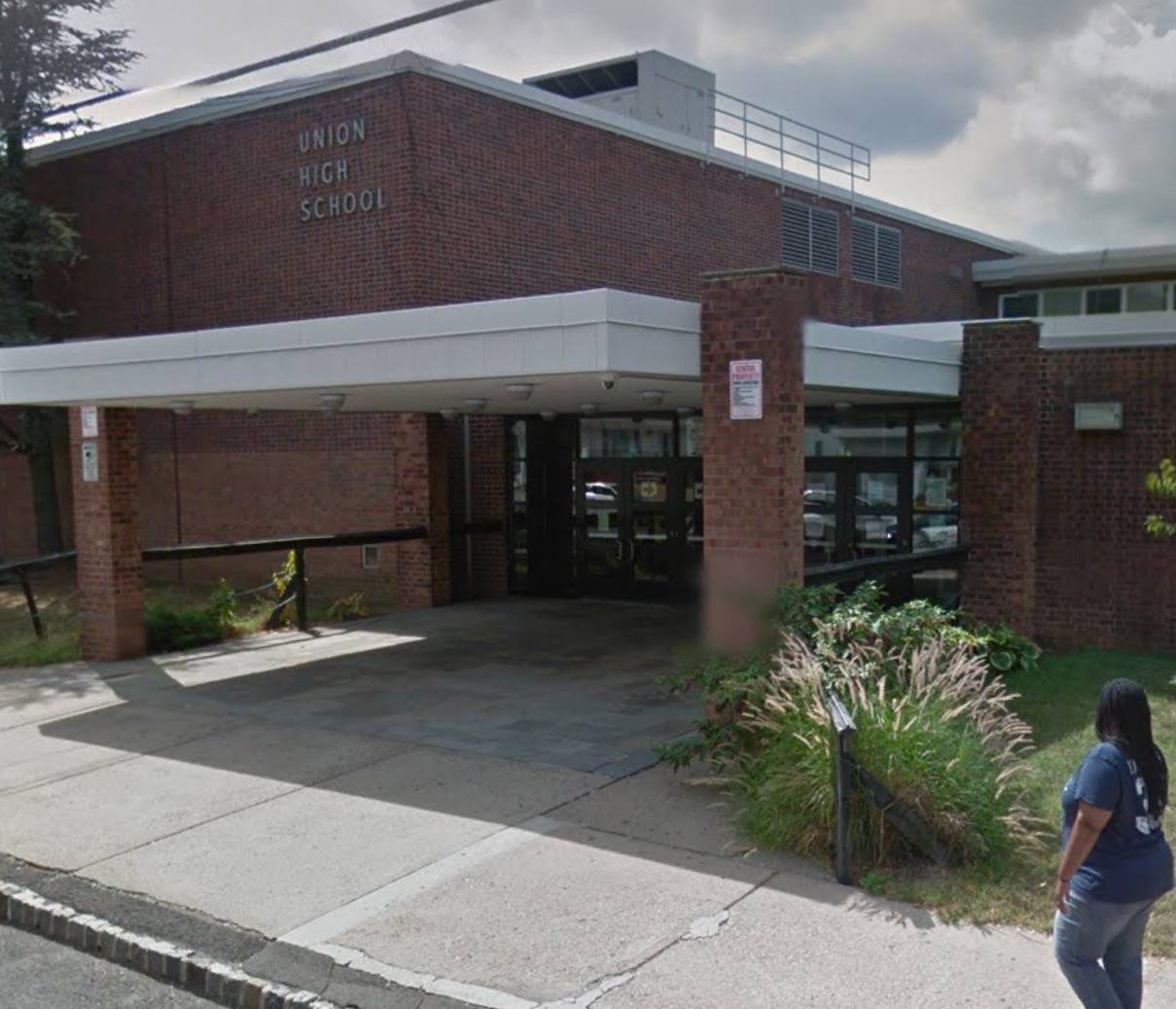 95761ff8b751a4afe62b_978b98c0336686bb1085_union_high_school.jpg