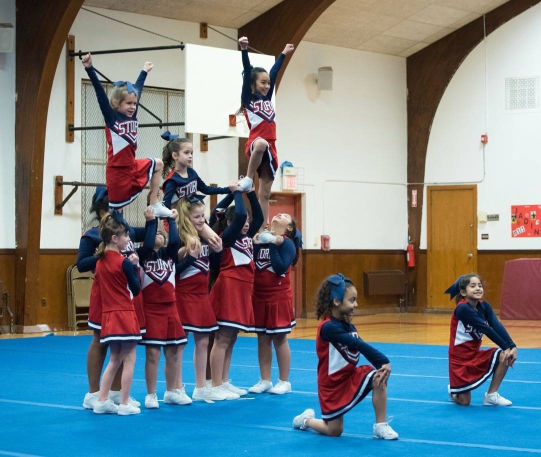 957a6c299a7f9e1a066e_HS_Cheer_7.jpeg