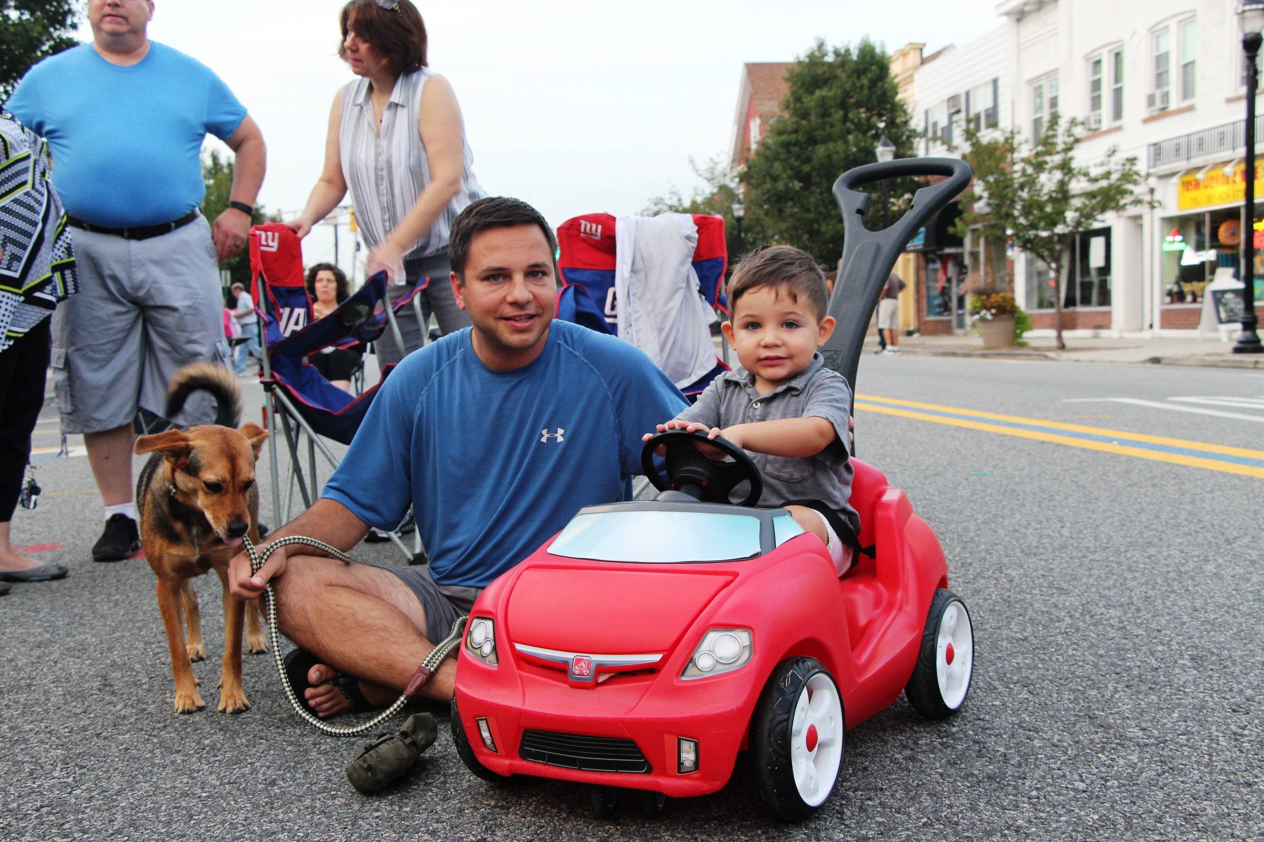 9672269b49120372b292_EDIT_father_son_dog.jpg