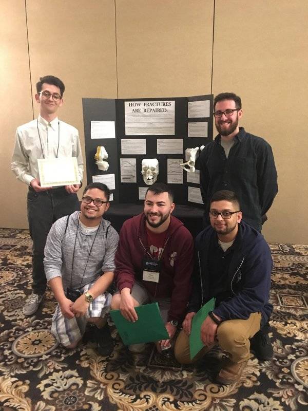 9797cca9ad75f1835303_RadiographyStudents_WEB.jpg
