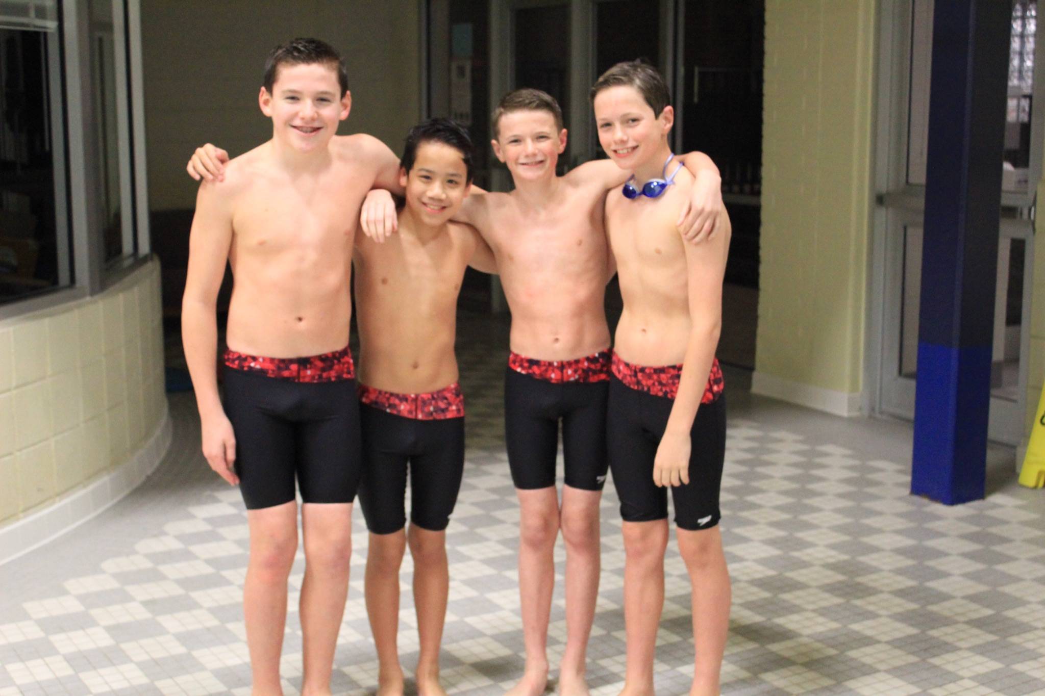 9834fd33899ccdfac974_StingraySplash_relay_record_2017_1112_Beebe_Chang_Faraher_Snarr.jpg