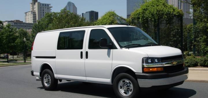 9a342dcf8dfc11a49235_65591f79f654a044faa4_seniors_in_motion_van.jpg