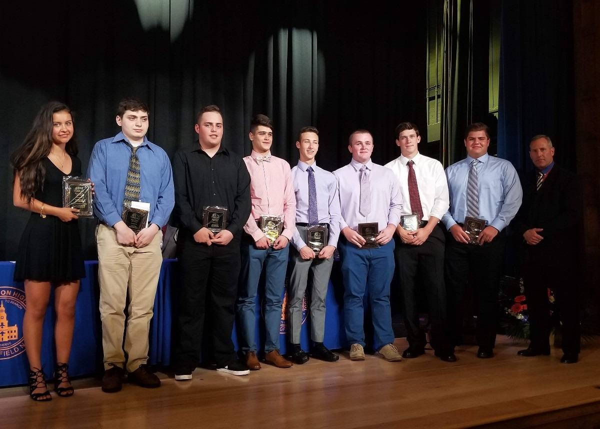 9aa17aef8c0b981e2d5b_BulldogAwardWinners.jpg