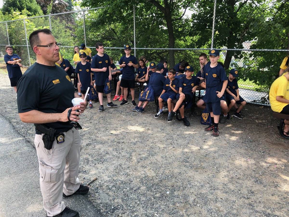 9cd48676b231b079de54_2018_Nutley_Jr_Police_Academy_Day_1_a.jpg