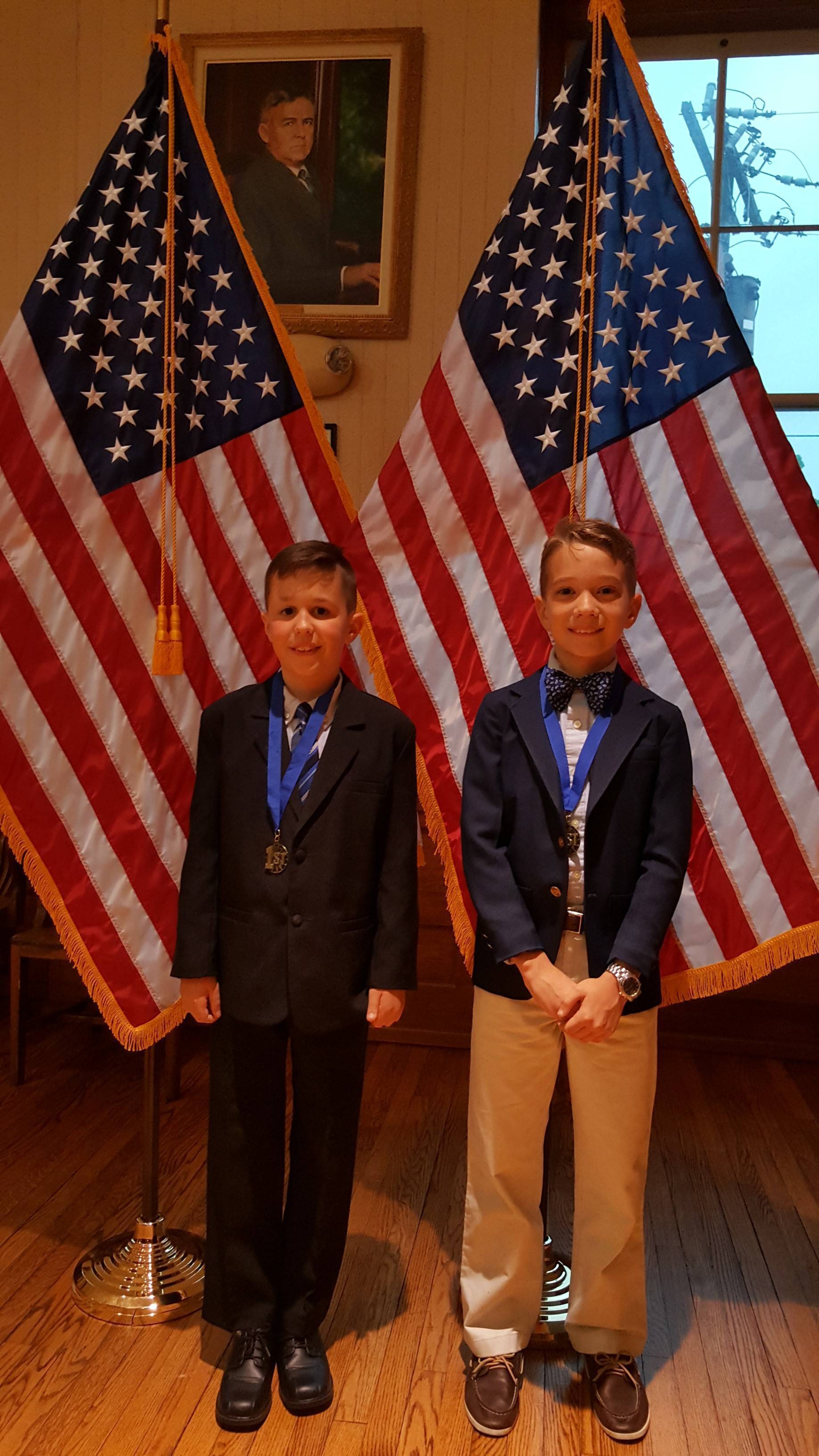 a4ad02ae4ac5643e934b_57232c6fa0d2cd7c00b6_2018JrHistorianEssayWinners.jpg