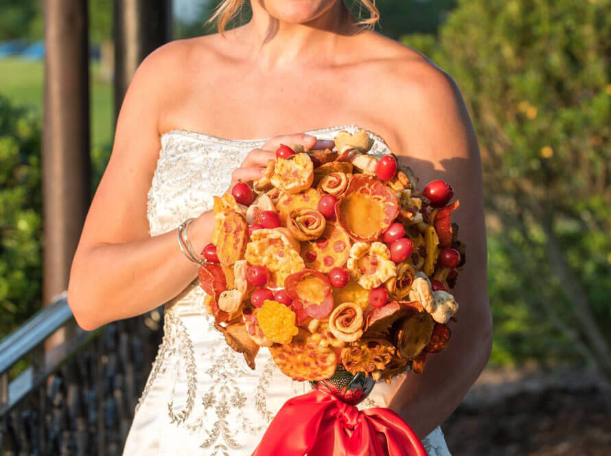 a910ee6bd999e040a475_pizza-bouquet1.jpg