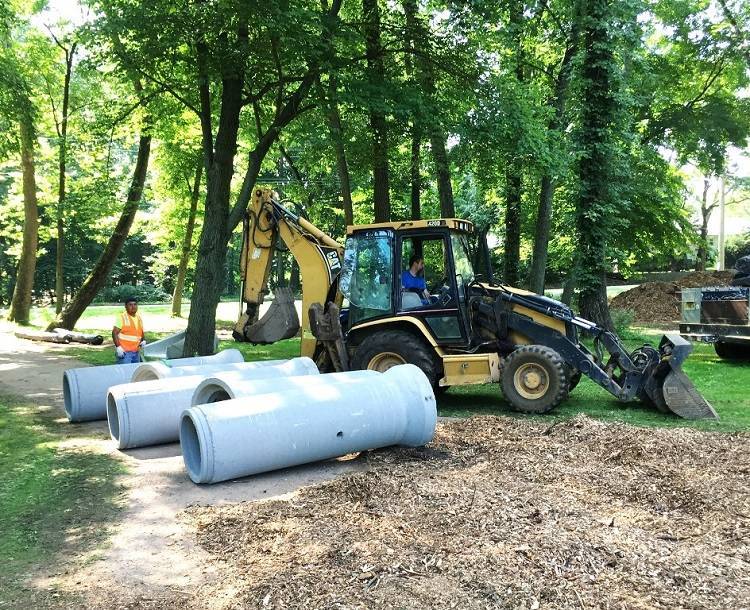 ac82e161e3c1b92e8495_Meisel_construction_equipment.jpg