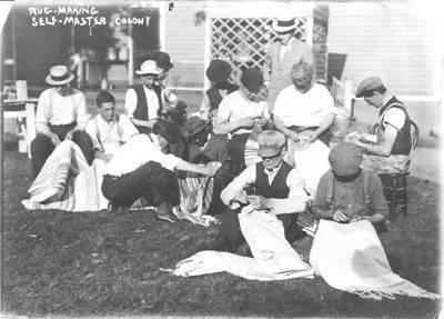 af22f597145561ff02ff_7373d46aad02a5f72de5_Self_Master_colonists__2_.jpg