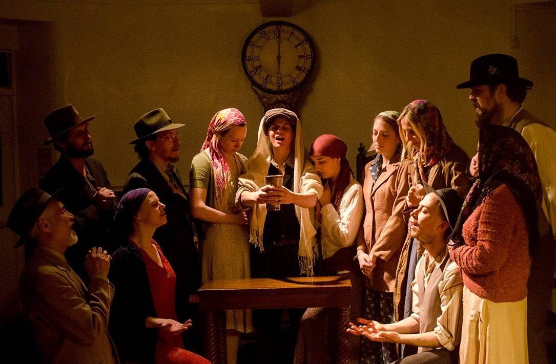 b18a6134f2dcc8cbb7ef_Dzieci_Theatre_6.jpg