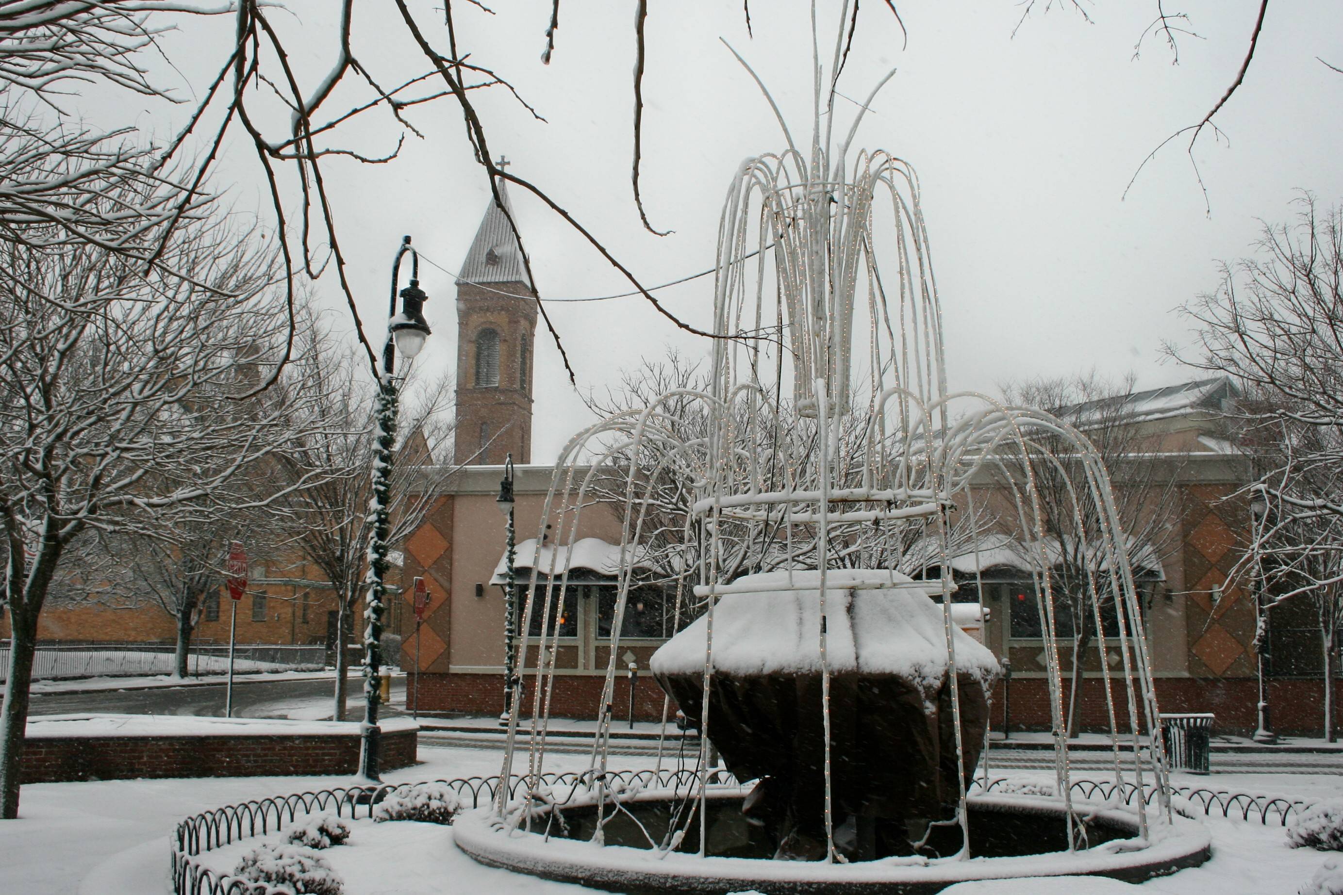 b3b58de7ce2960954c8d_Saturn_Visits_Bloomfield_NJ.jpg