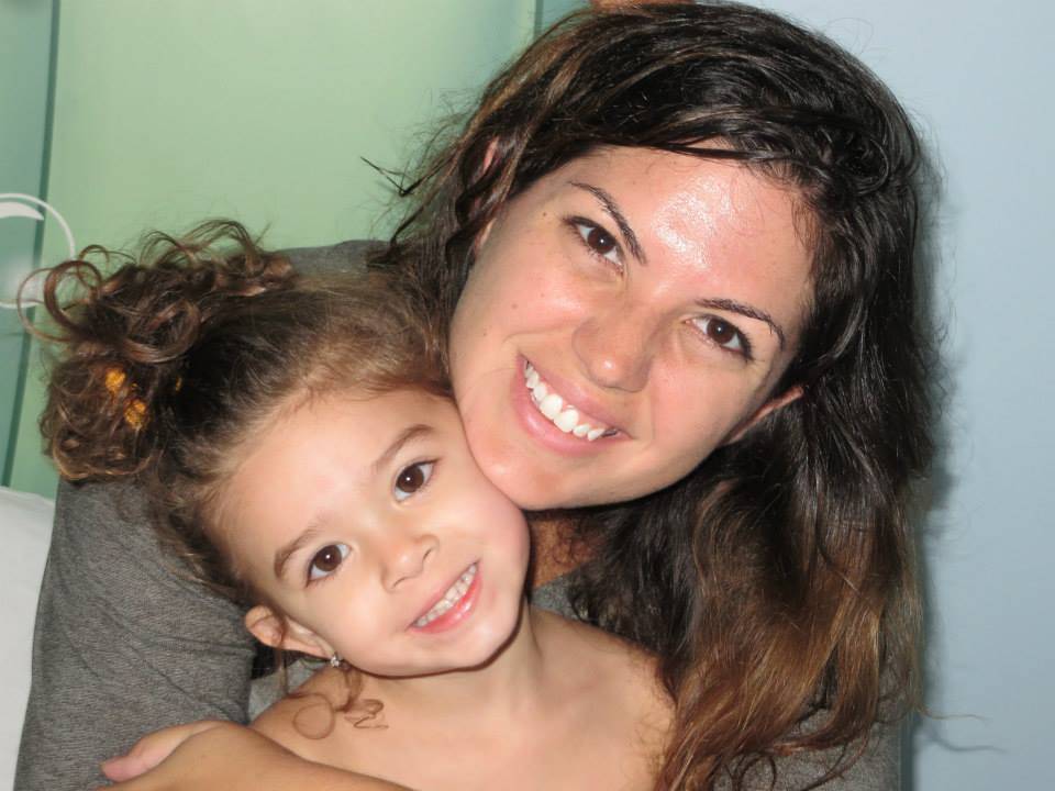 b54dbc8388b0b3b6f6d1_7e6fb3df4207fa45fd35_ConnieBella.jpg