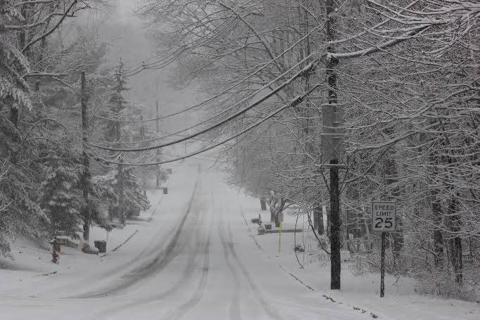 b5dab9f0506c556695c9_Snow_hill.jpg