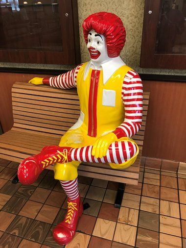 b69a92b5d776a2f50d8d_Ronald_McDonald.jpg