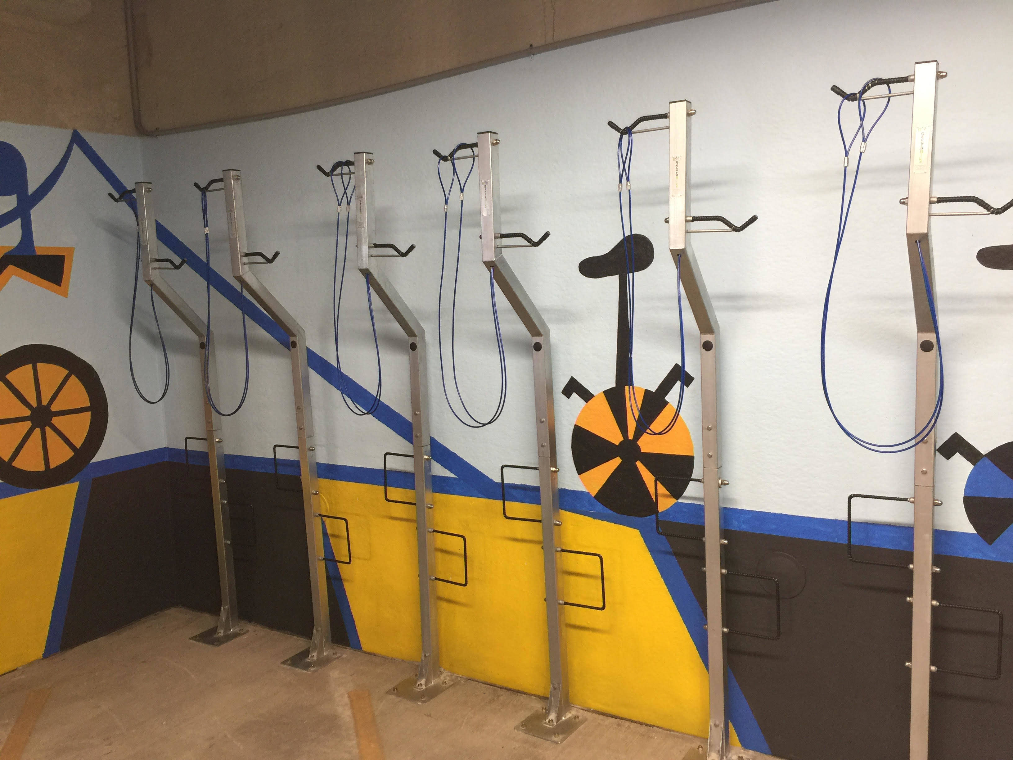 b7131b6582fcdccf0980_Bloomfield_Bike_Depot_Mural_1.jpg