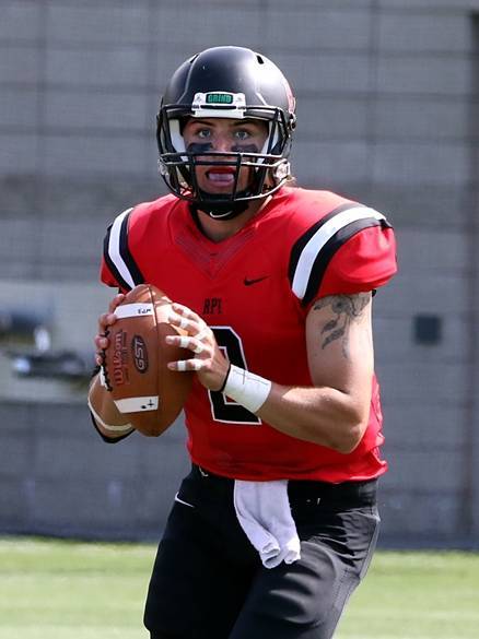 b7c49ab33d95431d6a4c_hillspixRPIquarterback.jpg