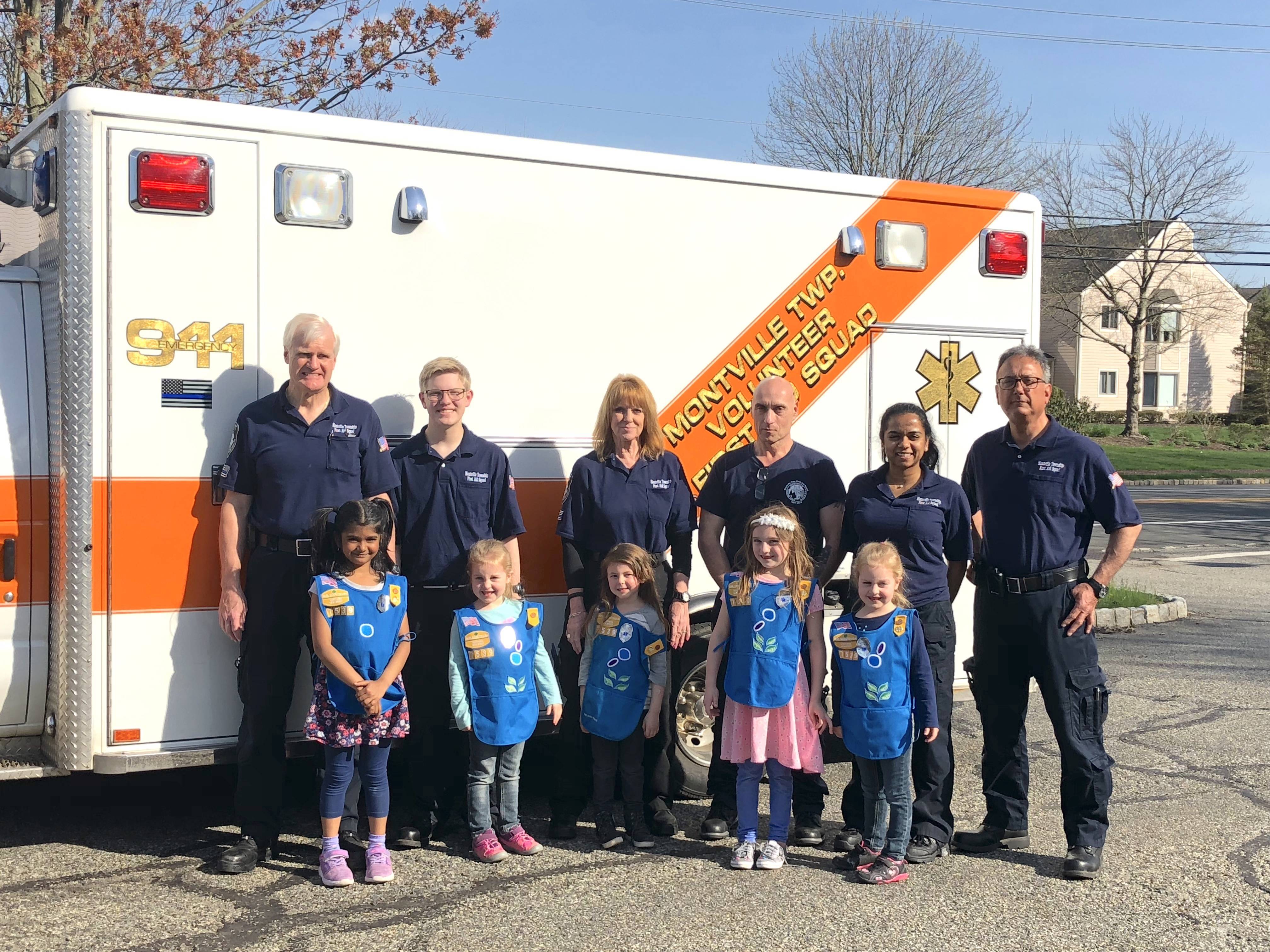 bd8e220ce124e87e775a_cookies_and_girl_scout_donations_May_2018_Courtesy_of_The_Montville_Township_First_Aid_Squadjpg.jpeg