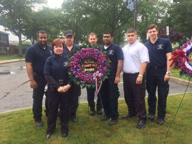 be0f1e18e2eb00c528d6_Memorial_Day_CVES_and_Wreath_052917.jpg