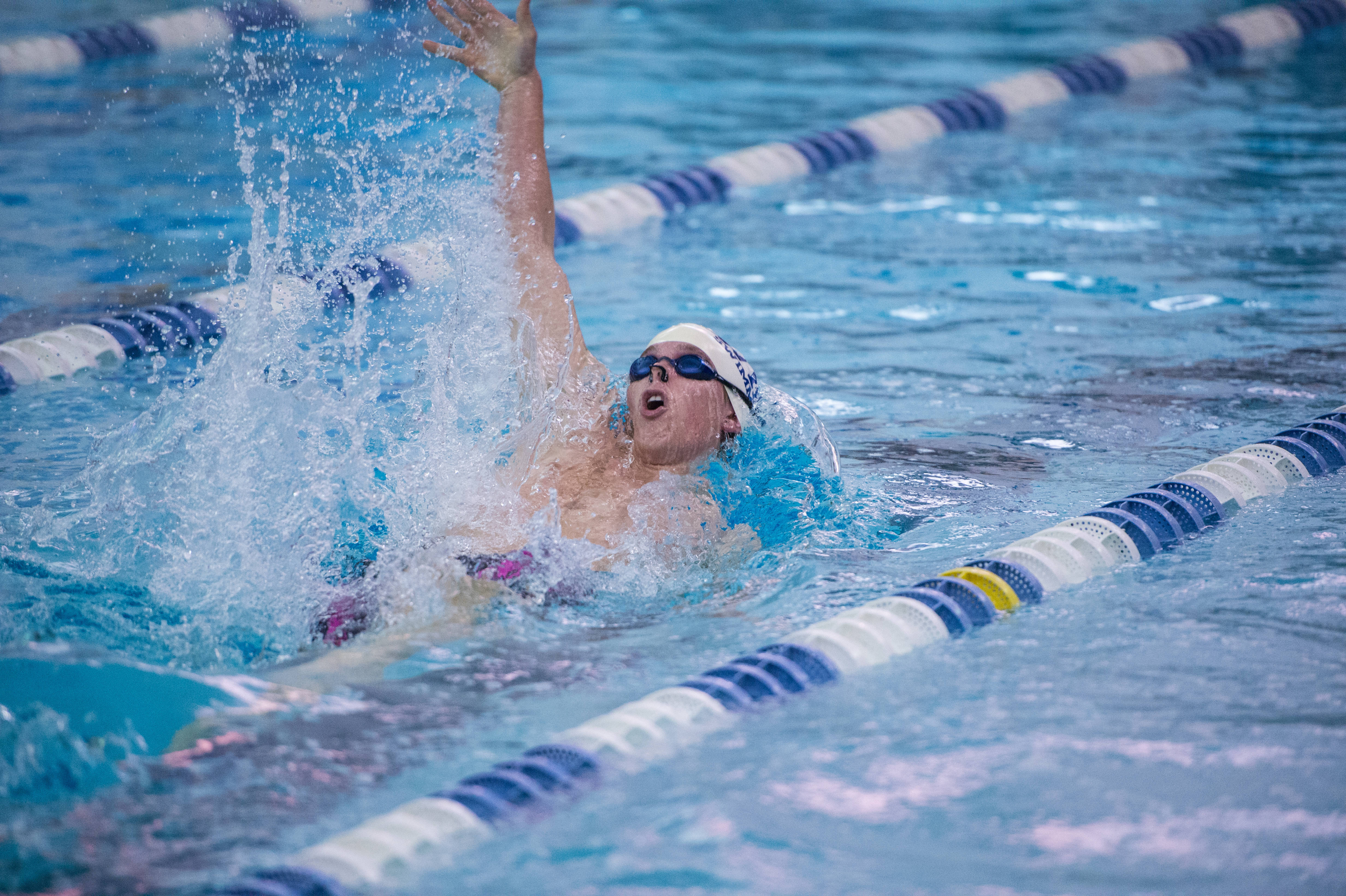 be1a981c1351fede27ad_20151223_-_WHS_Swim_v_SPF-ND4_1915.jpg
