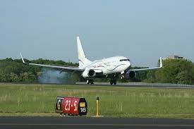 c043e5b5f7805cc14391_b874fff1c677de07009c_mmuairplane.jpeg