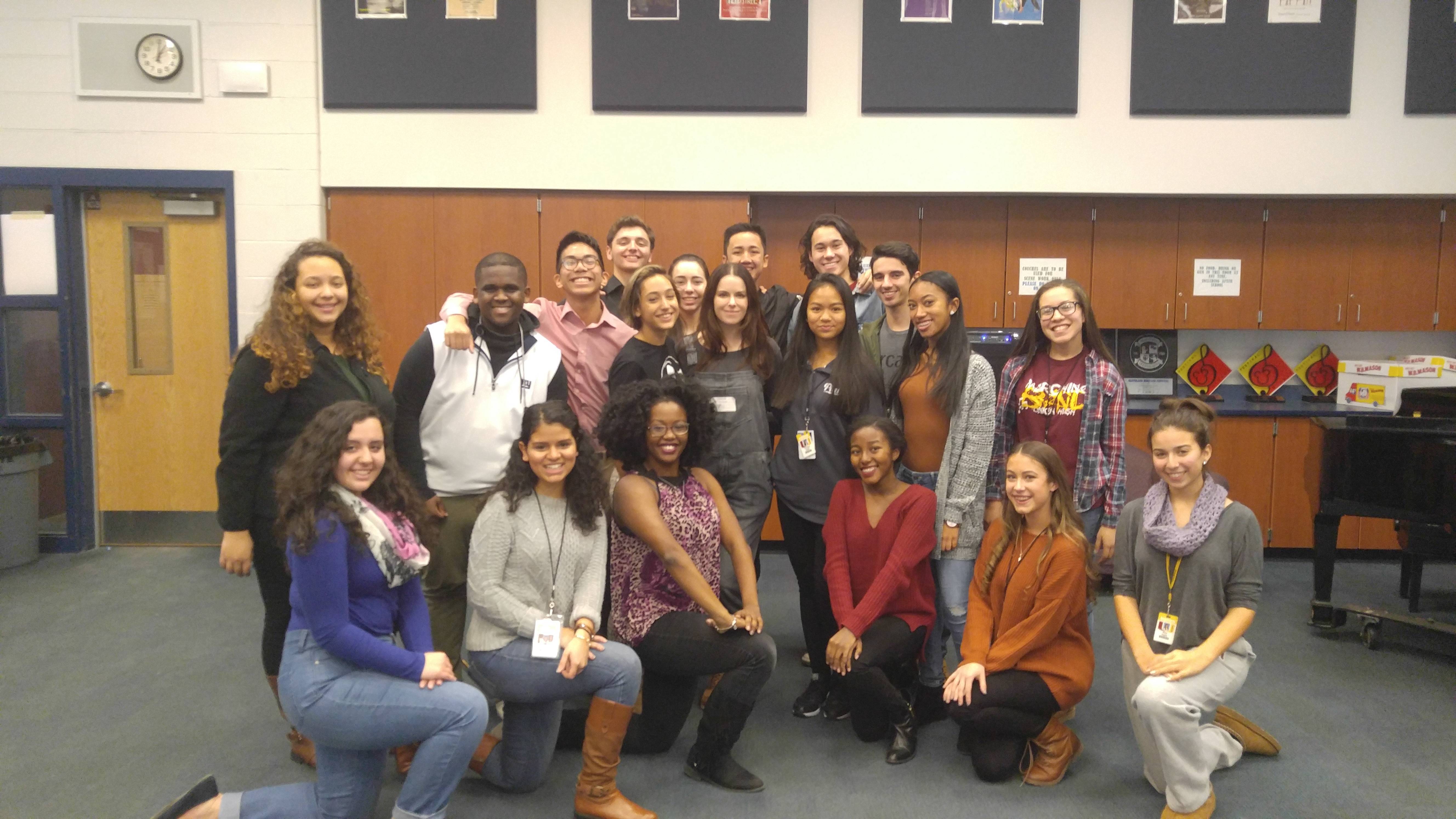 c1ecdafd73b6b12e8338_906619d31100b3f813a5_Actress_Visits_Advanced_Musical_Theater_Class.jpg