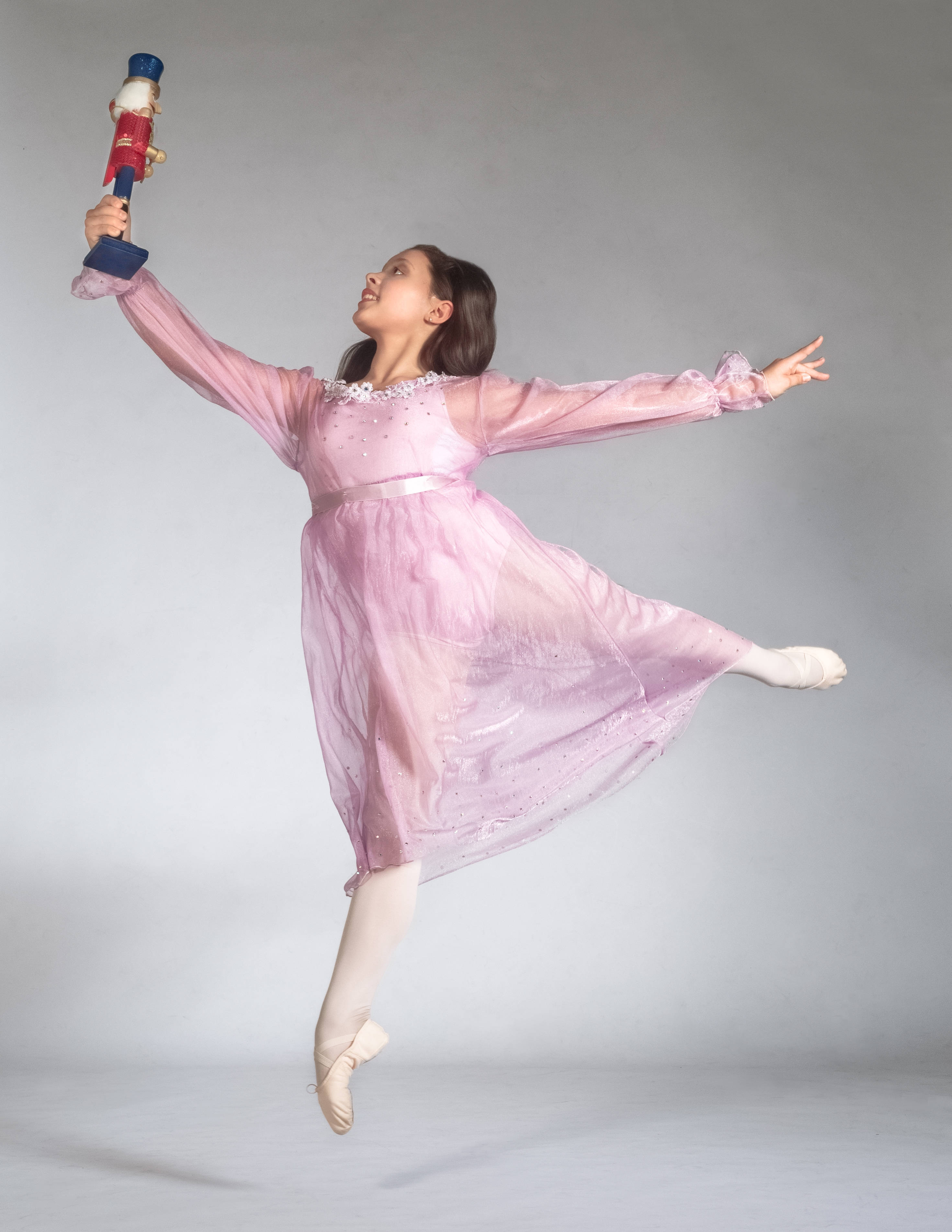 c2de3e7e8f59d1480b02_2017-10-14_Nutcracker-487_CLARA__copy.jpg