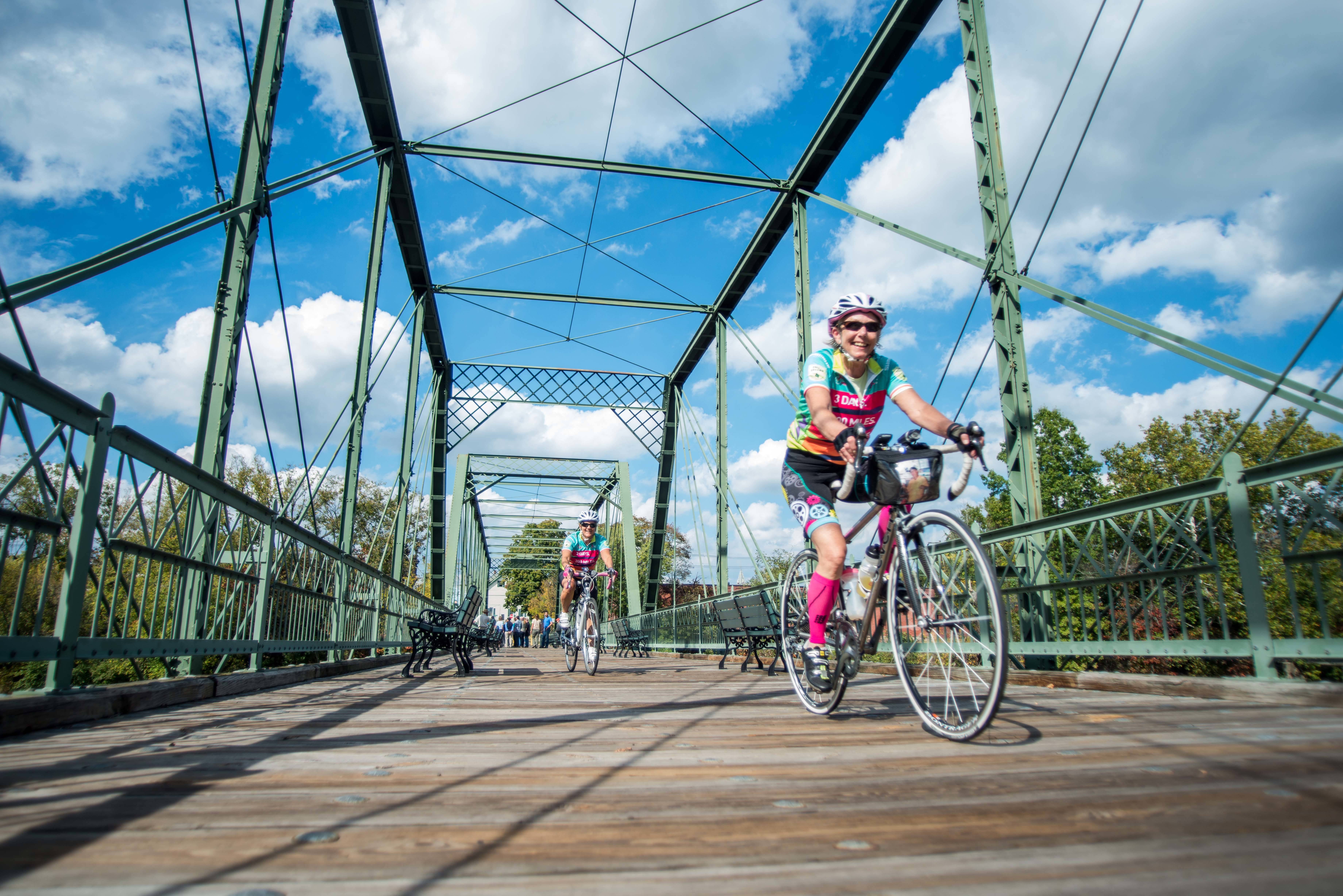 c3fc6b0865fa67d9ecf1_20171006-2017-10-6_TourDePink-160.jpg