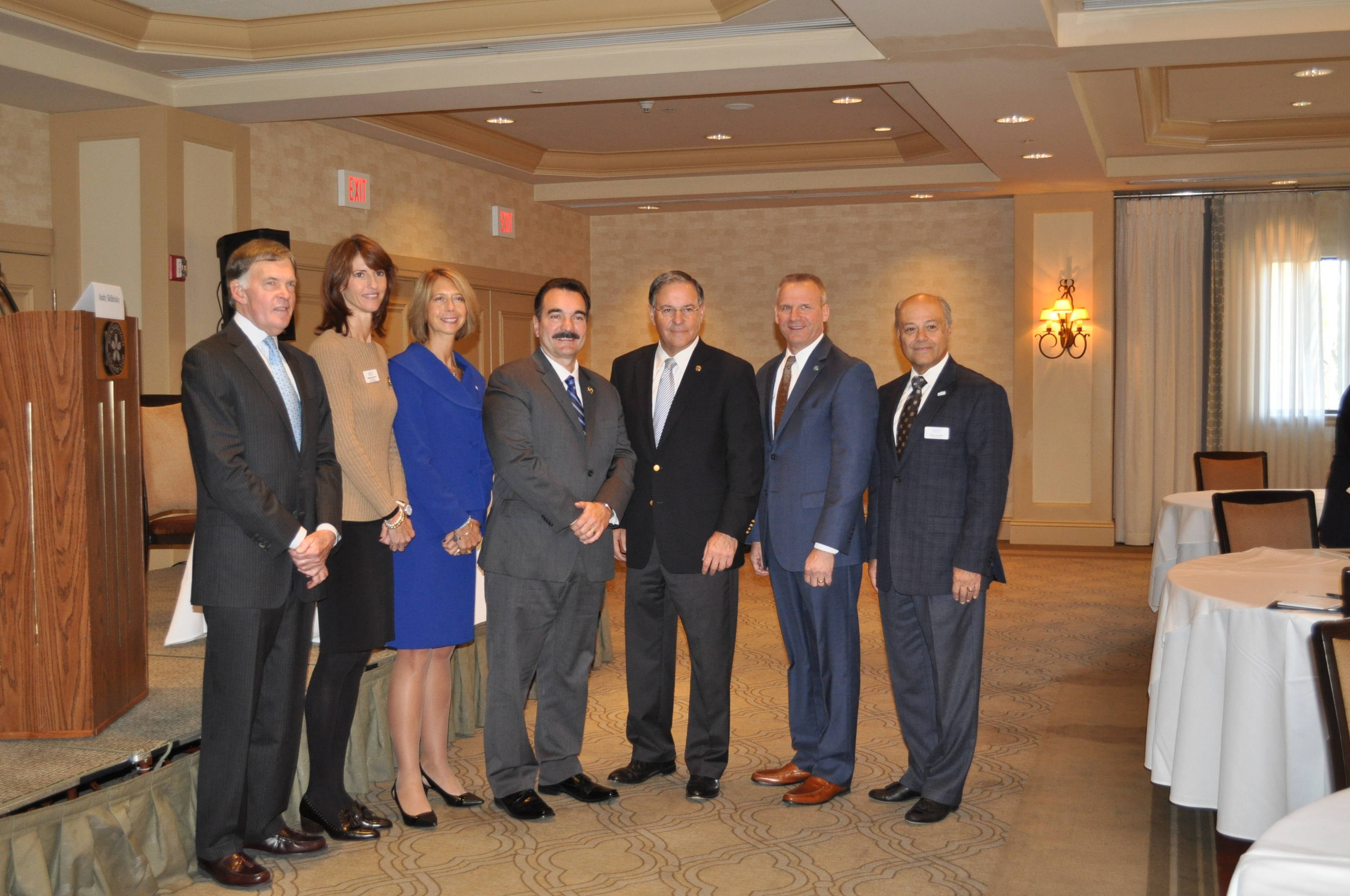 Westfield Area Chamber of Commerce Hosts Discussion on Making Business