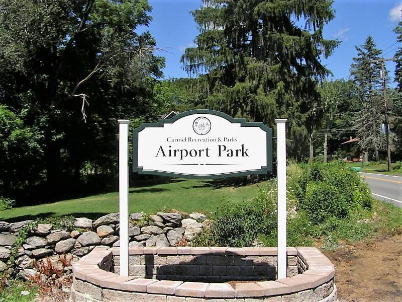 c6c9a1669fcedfd5f8e7_airport_park__002_.jpg