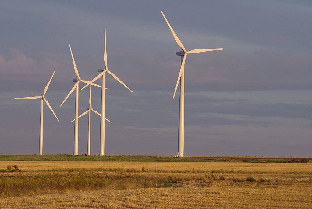 c7511a1dc2b866985239_WindFarmFrance.jpg
