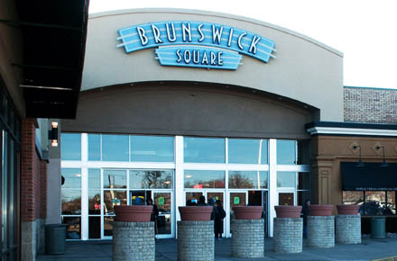 c7e470488933ef0c0dff_brunswickSquareMall.jpg