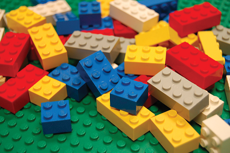 c8bdded842d7cb68182c_lego.jpg