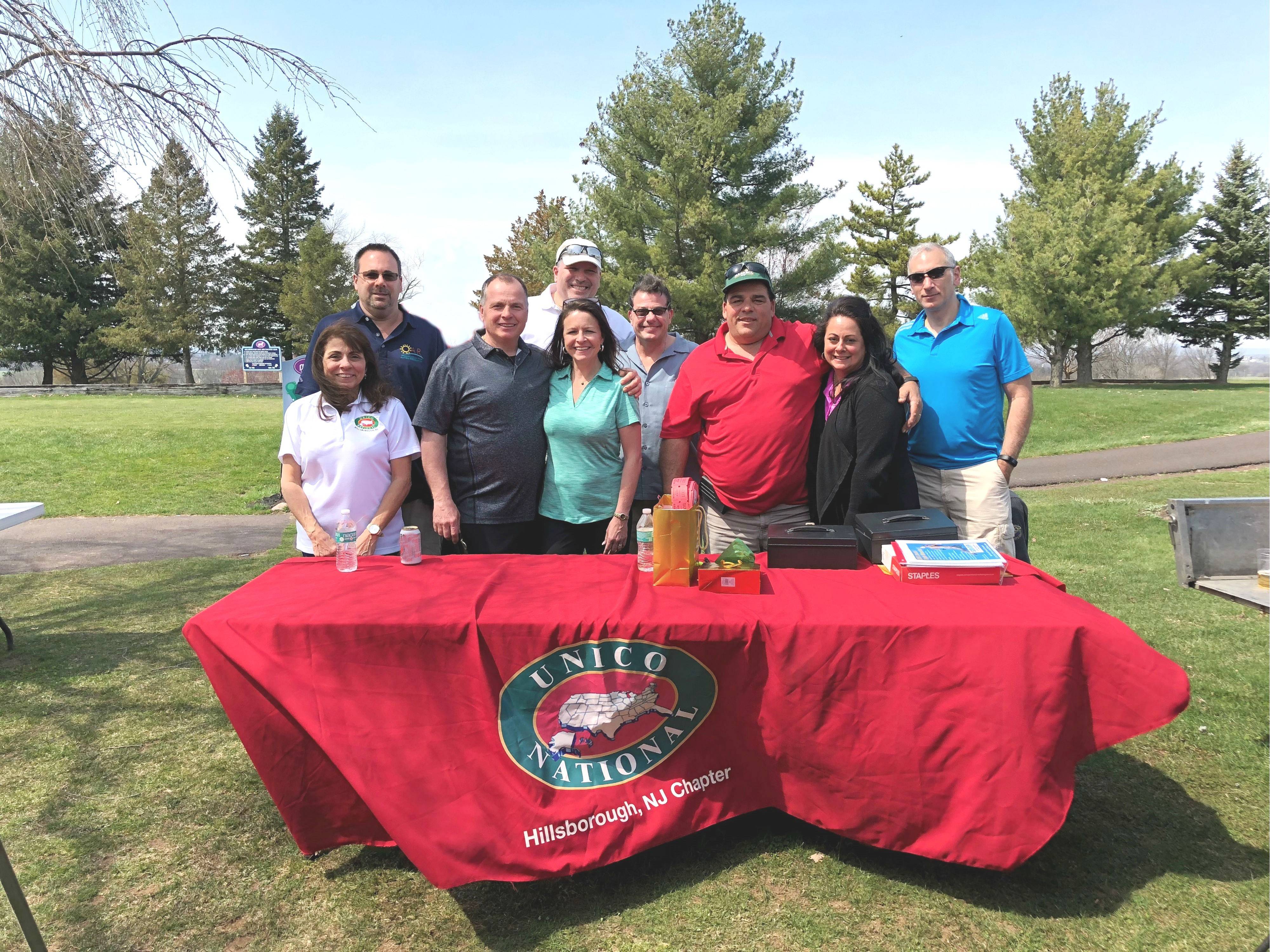ca4e5e734ae9c10c6509_hillspixunicogolf1.jpg
