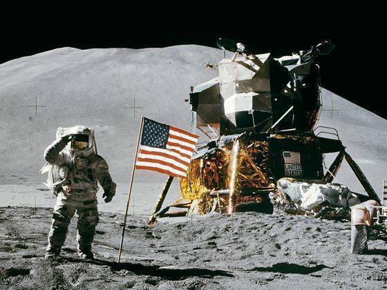 ca67a49737d062421604_bb3c47c92029174a7434_buzz.aldrin.1.jpg