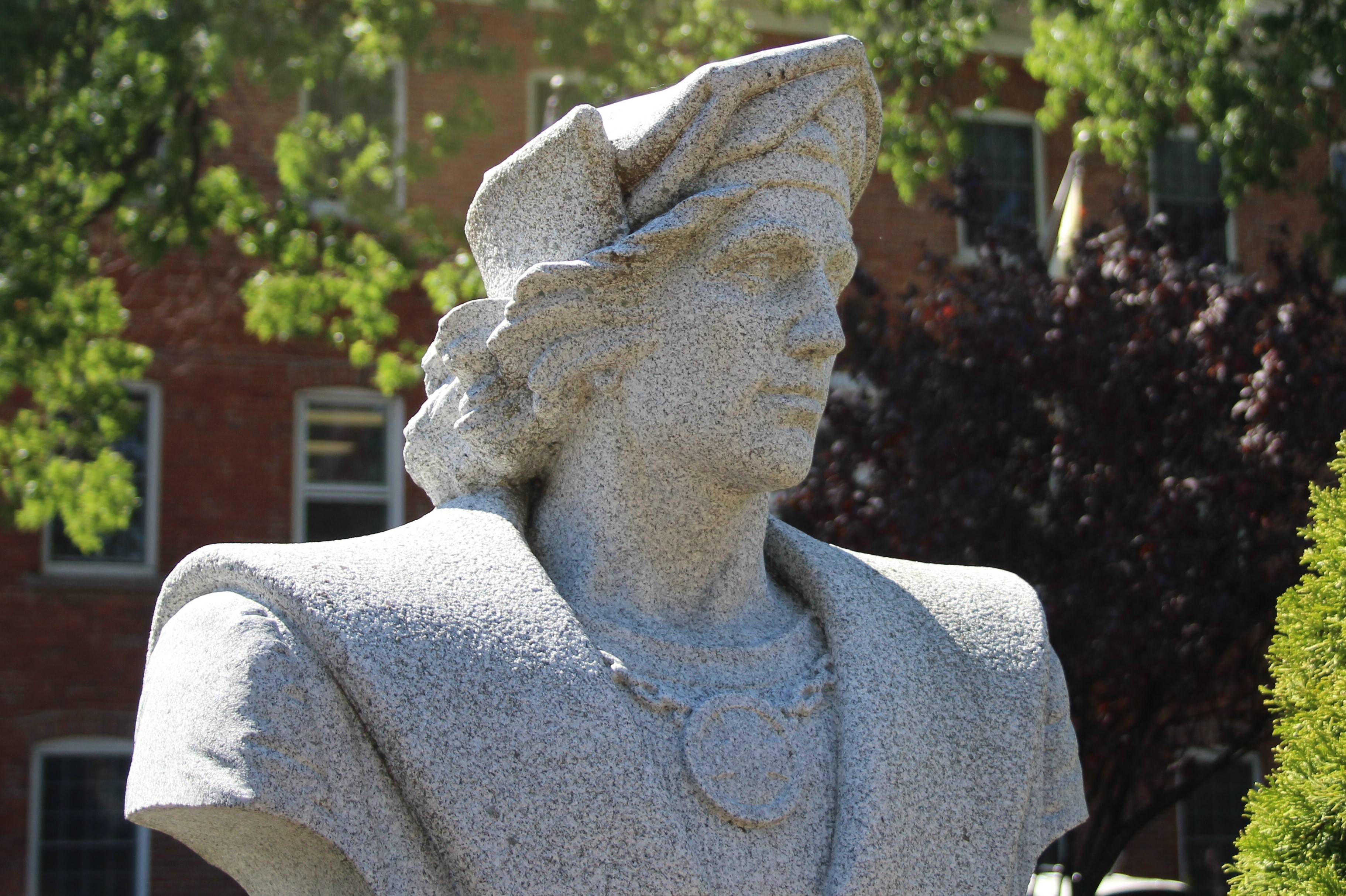 caa43d1f936240f31f68_Columbus_035.jpg