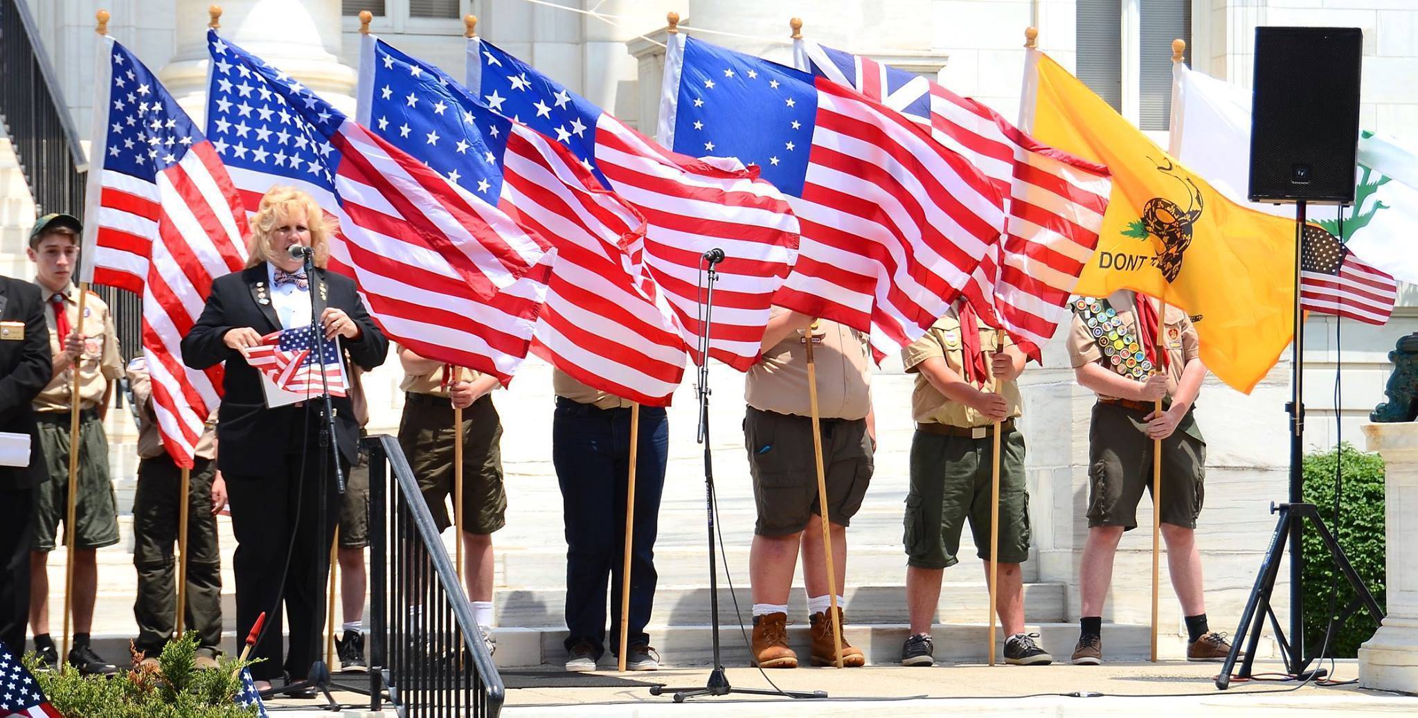 cce58dea6a49edbfe3dc_0d5feba6cfa9f47330d3_Elks_Flag_Ceremony__2_.jpg