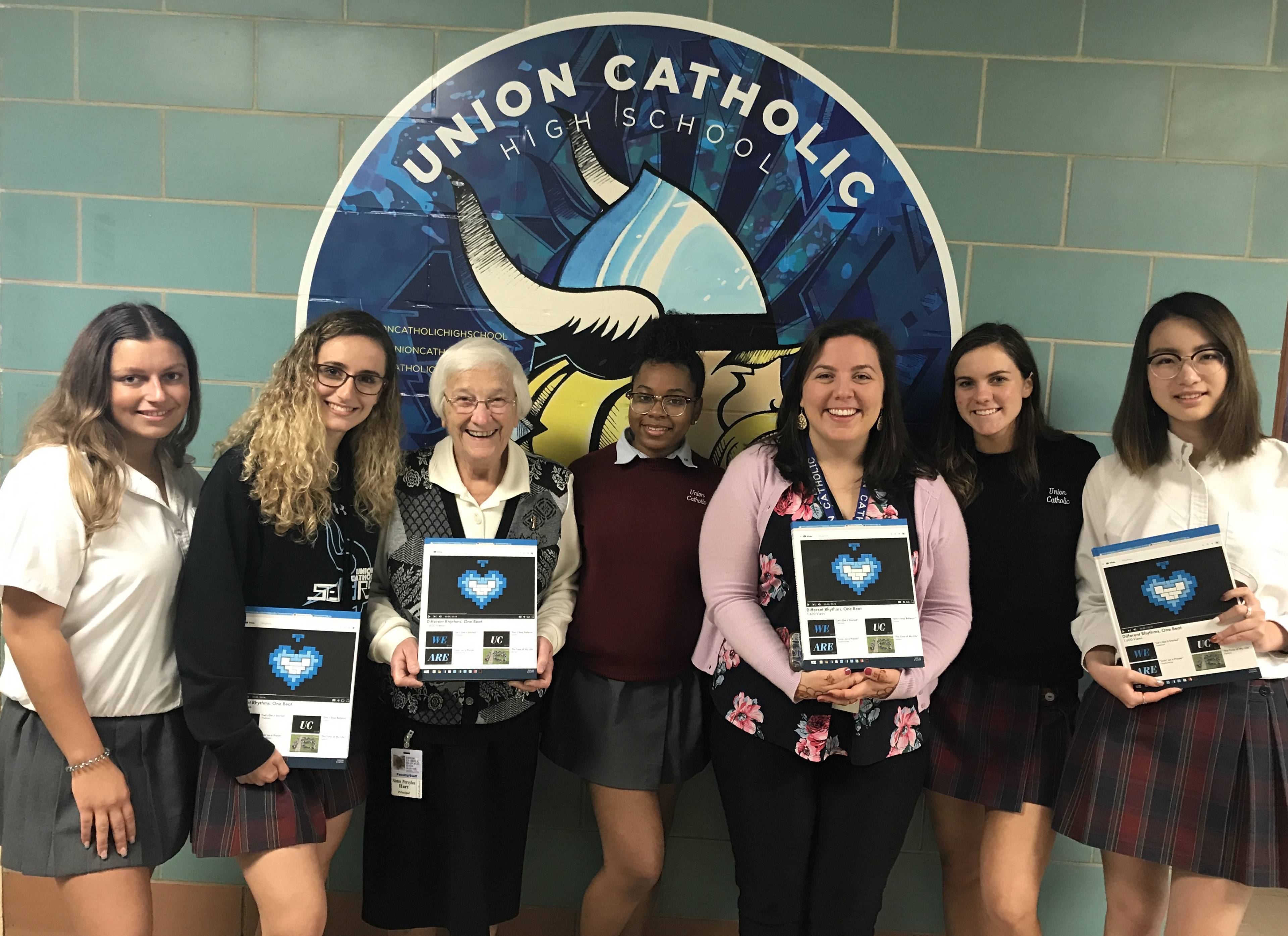 cd02ce4c3313d7ea00dd_yearbook_2018.jpg