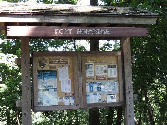 ce1c7233b4f98b6bb645_fort-nonsense-sign.jpg