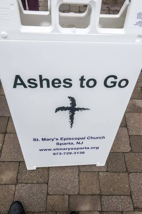 cf6d8adb6dde0658ffb2_ashes_to_go_st._marys__1_.jpeg
