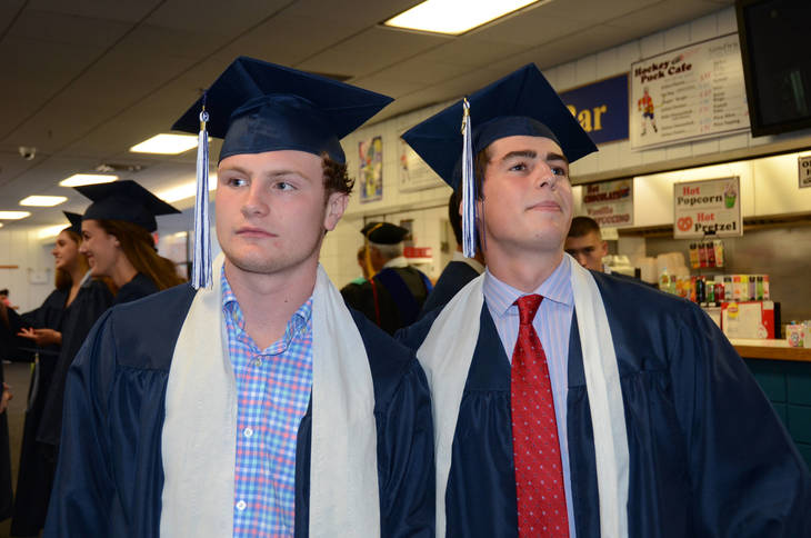 11f2b3b4af46aefc8293_CHS_Graduation_2017_DSC_4695.jpg