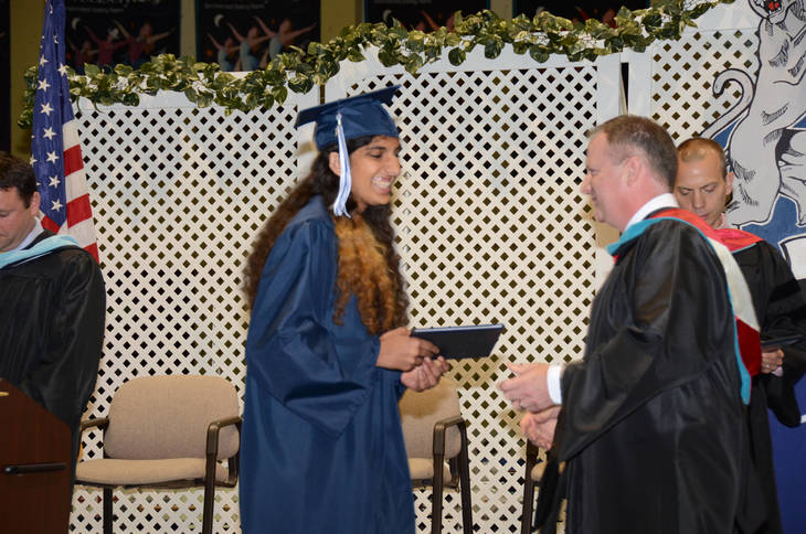 5a4f43eb306d8de73ca0_CHS_Sinha_Graduation_2017_DSC_4755.jpg