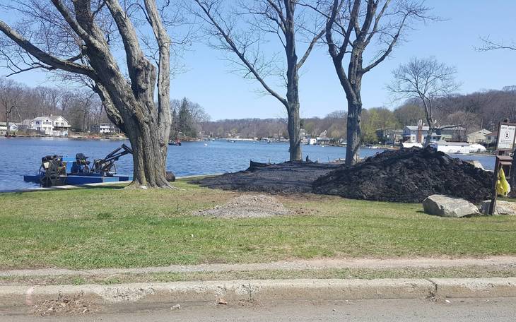 In Roxbury, Lake Hopatcong Muck Gets Gardeners' Attention - Roxbury NJ
